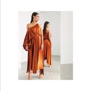 One shoulder blouson silk dress